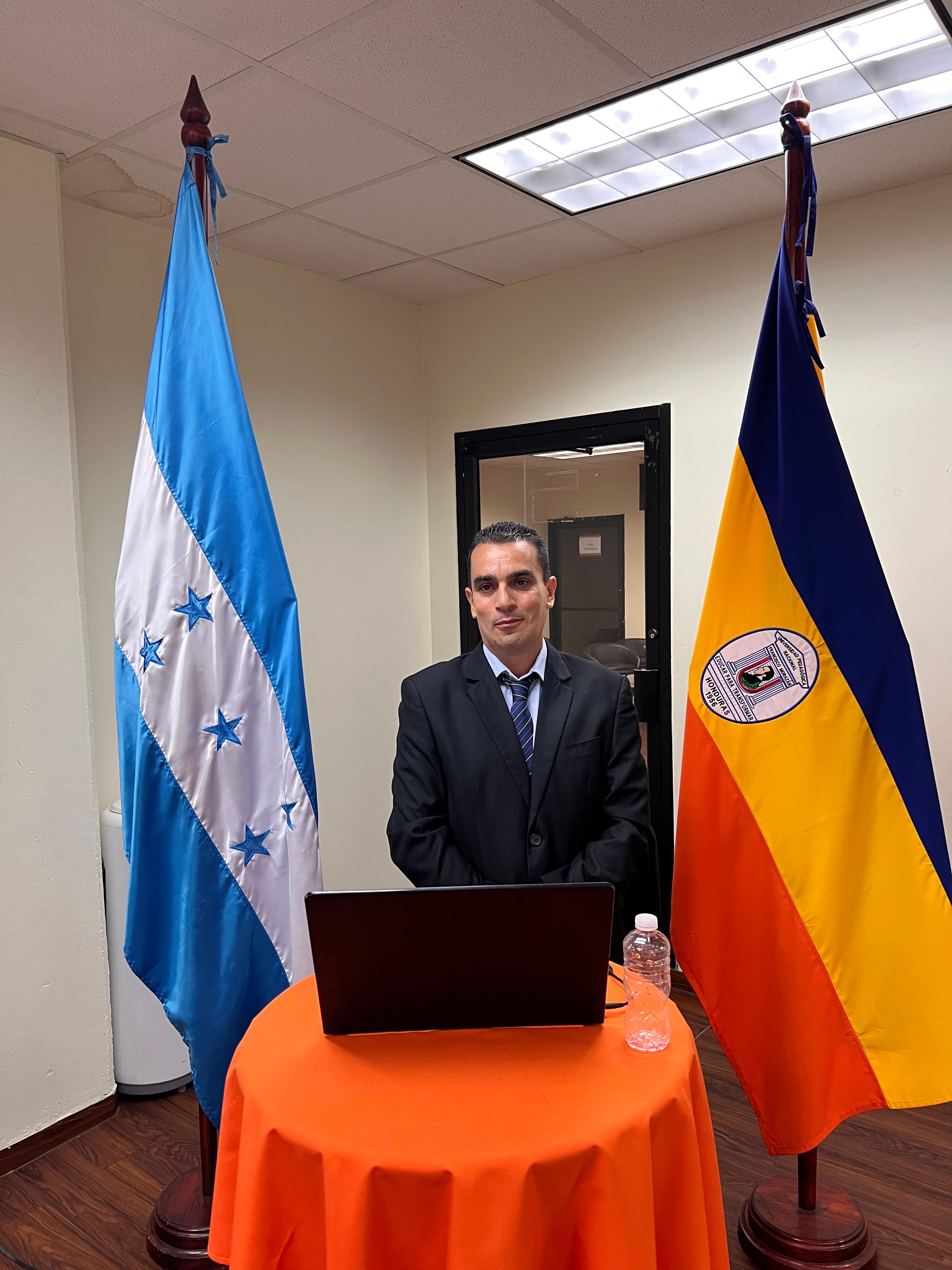 Defensa de tesis, Condición física funcional en la población geriátrica del Centro de Día Sebastián Gili Vives en San Pedro Sula, Cortés: una evaluación integral de la salud en la tercera edad.